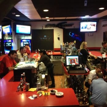 Cortico Restaurant - people sitting at the bar - Sandwiches Near Me - Newark, New Jersey Cortico Restaurant - people sitting at the bar - Sandwiches Near Me - Newark, New Jersey
