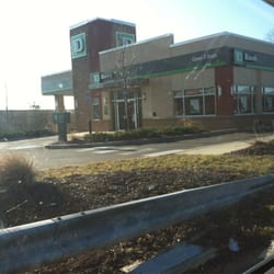 Td Banknorth - Entrance view from vehicle