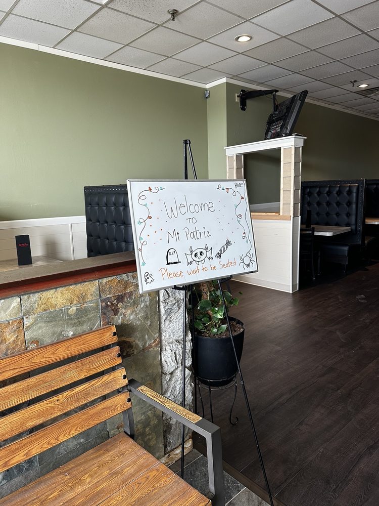 Mi Patria Ecuadorian Restaurant