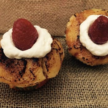 Good Cupcakes - I I think these ones were the crème brûlée ones and they were absolutely phenomenal - Custom Cakes Near Me Good Cupcakes - I I think these ones were the crème brûlée ones and they were absolutely phenomenal - Custom Cakes Near Me