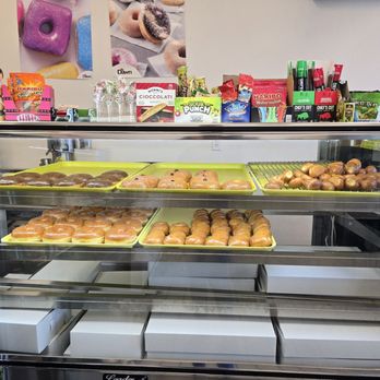 Rainbow’s Donuts - Pastries - Donuts Near Me - Las Vegas, Nevada Rainbow’s Donuts - Pastries - Donuts Near Me - Las Vegas, Nevada
