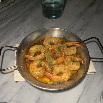MDRD - Shrimp in garlic and chorizo oil - Spanish Near Me - Grand Rapids, Michigan MDRD - Shrimp in garlic and chorizo oil - Spanish Near Me - Grand Rapids, Michigan