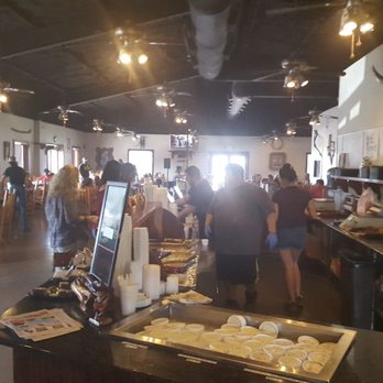 Opie's BBQ - Really spacious main room - Barbeque Near Me - Spicewood, Texas Opie's BBQ - Really spacious main room - Barbeque Near Me - Spicewood, Texas