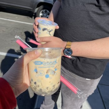 Milk Tea Lab - Honey Roasted Milk Tea with Grass Jelly - Regular Size - Bubble Tea Near Me - San Jose, California Milk Tea Lab - Honey Roasted Milk Tea with Grass Jelly - Regular Size - Bubble Tea Near Me - San Jose, California