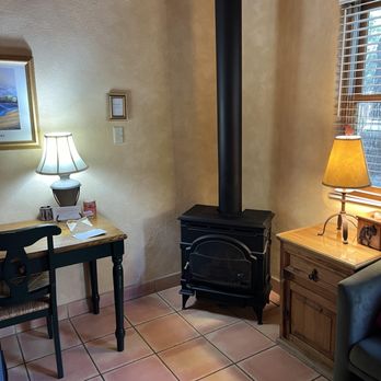 Dreamcatcher Bed & Breakfast - Bed & Breakfast Near Me - Taos, New Mexico Dreamcatcher Bed & Breakfast - Bed & Breakfast Near Me - Taos, New Mexico