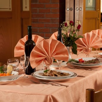 Peppino - Italian Near Me - Carugate, Michigan