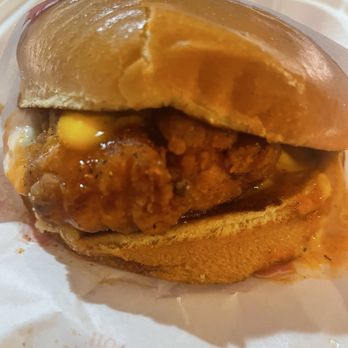 Asad's Hot Chicken - Hot Honey Chicken Single slider - Juice Bars & Smoothies Near Me - Cherry Hill Township, New Jersey