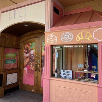 SPLIT Bakehouse - Store front - Vegan Near Me - La Mesa, California