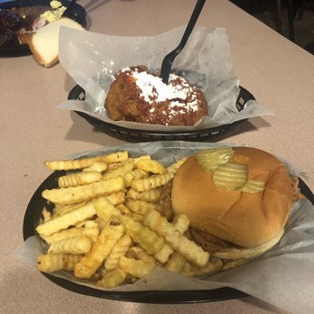 The Farmhouse - Pulled pork - Barbeque Near Me - Dawson, Georgia