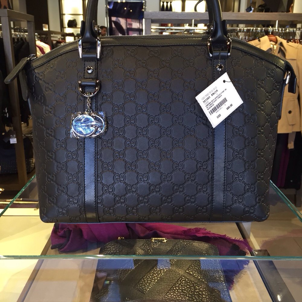 Gucci Outlet - Black leather guccissima handbag for $699, great deal considering retail is close to $1800 - Men's Clothing Near Me - Cabazon, California Gucci Outlet - Black leather guccissima handbag for $699, great deal considering retail is close to $1800 - Men's Clothing Near Me - Cabazon, California