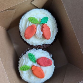 Chandelier Bakery - Carrot cake cupcakes - Bakeries Near Me - Vancouver, Washington Chandelier Bakery - Carrot cake cupcakes - Bakeries Near Me - Vancouver, Washington