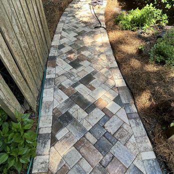 Woodburn Landscapes - Landscaping Near Me - Sandy Springs, Georgia Woodburn Landscapes - Landscaping Near Me - Sandy Springs, Georgia