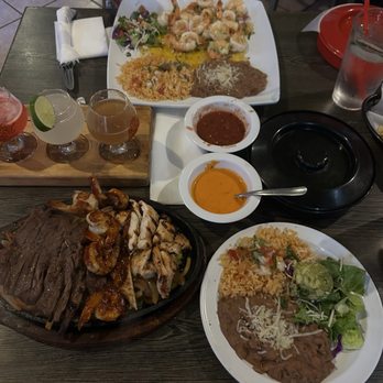 Dos Amigos Restaurant and Bar - Fajitas - Mexican Near Me - Stanton, California Dos Amigos Restaurant and Bar - Fajitas - Mexican Near Me - Stanton, California