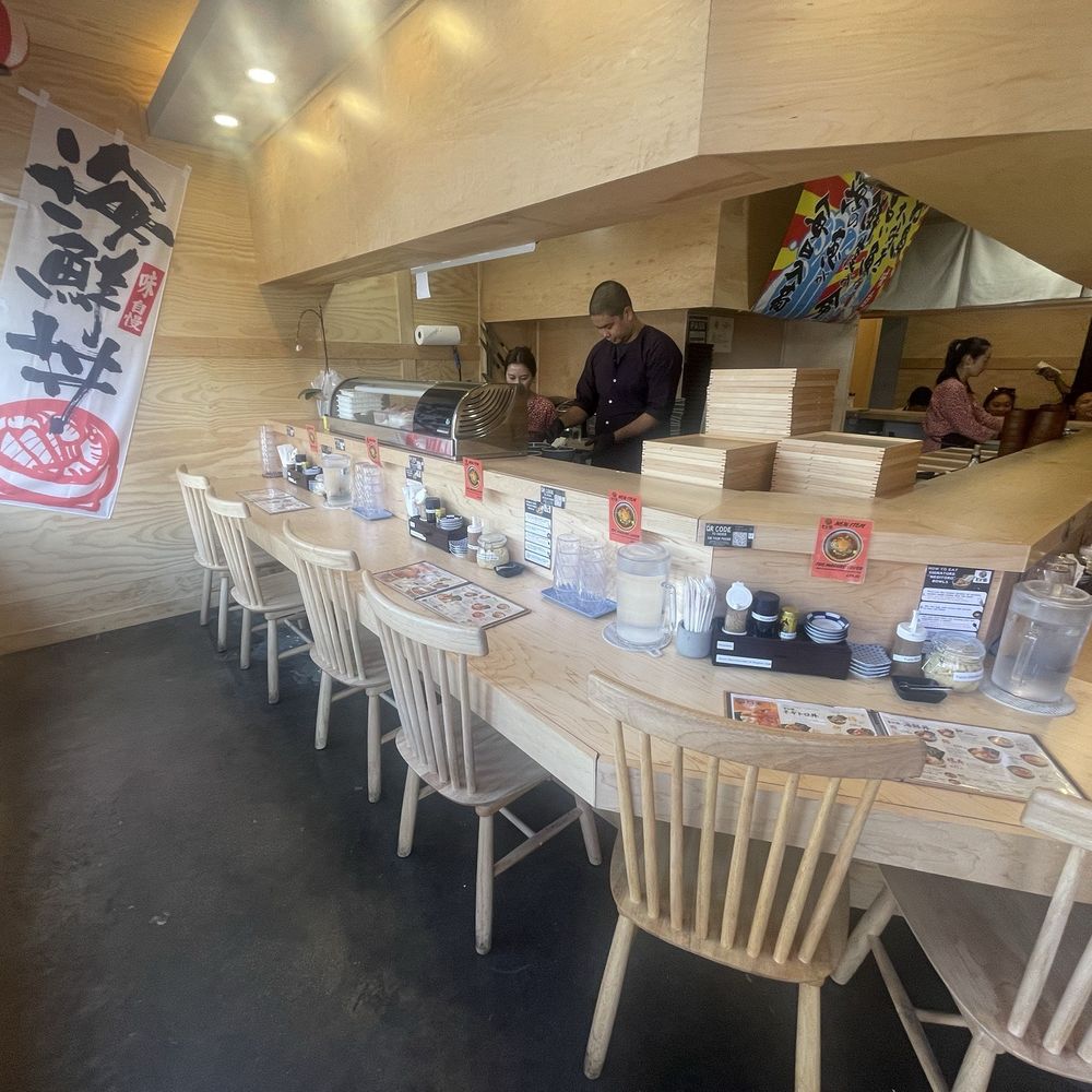 Totoya - inside the restaurant - Sushi Bars Near Me - Honolulu, Hawaii Totoya - inside the restaurant - Sushi Bars Near Me - Honolulu, Hawaii