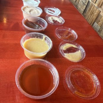 Tumble 22 - 5 sauces - Chicken Shop Near Me - Cedar Park, Texas