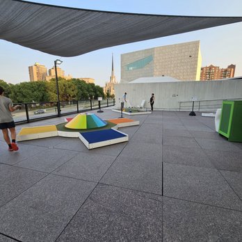 Walker Art Center - Mini golf - Art Museums Near Me - Minneapolis, Minnesota Walker Art Center - Mini golf - Art Museums Near Me - Minneapolis, Minnesota