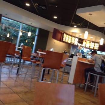 Taco Bell - Large sitting area facing ordering station - Fast Food Near Me - Fairborn, Ohio