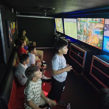 Rolling Video Games Los Angeles - Game Truck Rental Near Me Rolling Video Games Los Angeles - Game Truck Rental Near Me