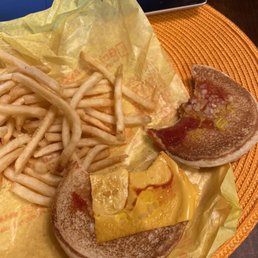 2 Cheeseburger Meal- NO BURGER!