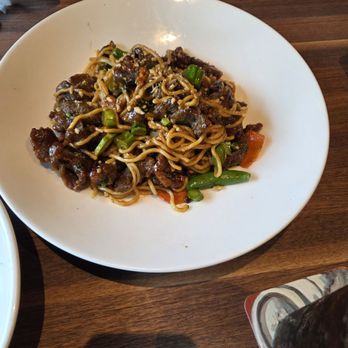 Yard House - SZECHUAN CRISPY BEEF NOODLES - New American Near Me - Santa Clarita, California