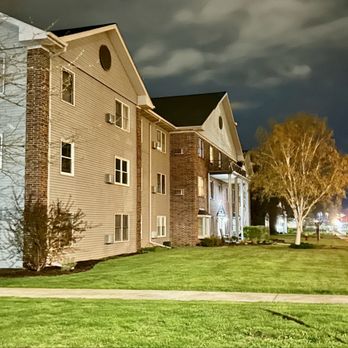 Williamstown Bay Apartments - Apartments Near Me - Cudahy, Wisconsin Williamstown Bay Apartments - Apartments Near Me - Cudahy, Wisconsin