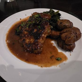 Varia - Chicken Marsala - Italian Near Me - Norfolk, Virginia