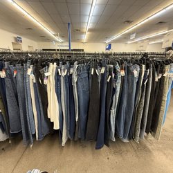 Goodwill Retail Store and Donation Center - Every rack was overflowing and sizes were completely disorganized. Very hard to shop with such a mess.