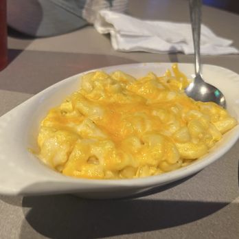 Pluckers Wing Bar - CityView - Side of macaroni and cheese - American Near Me - Fort Worth, Texas