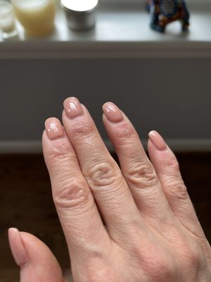Lisa Nails 2