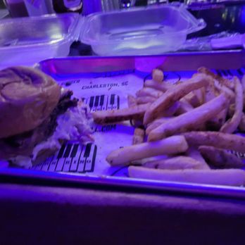 JohnKing Grill & Dueling Pianos - Charleston Burger and fries - American Near Me - Charleston, South Carolina JohnKing Grill & Dueling Pianos - Charleston Burger and fries - American Near Me - Charleston, South Carolina
