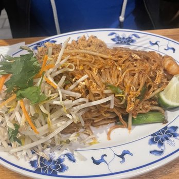 Viet Thai Cafe - Pad thai. Gooooood - Thai Near Me - Orlando, Florida Viet Thai Cafe - Pad thai. Gooooood - Thai Near Me - Orlando, Florida