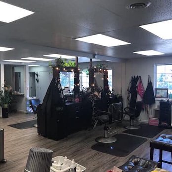 Salon On 5th - Hair Salons Near Me - Veneta, Oregon Salon On 5th - Hair Salons Near Me - Veneta, Oregon