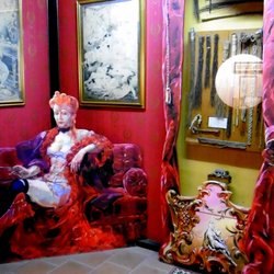 Wiener Kriminalmuseum - Colorful exhibits