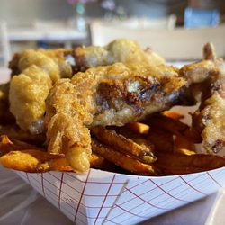 Down N Dirty Seafood Boil - Luv the soft shell crab here - and the sweet potato fries!