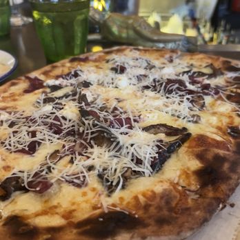 Pazza Notte - Pizza - Pizza Near Me - Sacramento, California Pazza Notte - Pizza - Pizza Near Me - Sacramento, California