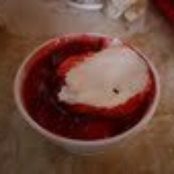 Toms Barbeque - Strawberry Shortcake... AMAZING - Barbeque Near Me - Memphis, Tennessee