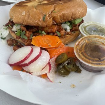 Tacos Y Mariscos Las Islitas - Torta - Food Trucks Near Me - Kahului, Hawaii Tacos Y Mariscos Las Islitas - Torta - Food Trucks Near Me - Kahului, Hawaii