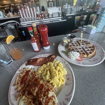 Eggstasy - Breakfast & Brunch Near Me - Mesa, Arizona