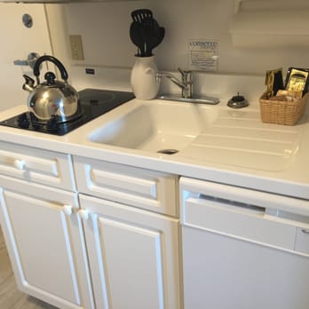 Winnetu Oceanside Resort - Hotels Near Me - Edgartown, Massachusetts