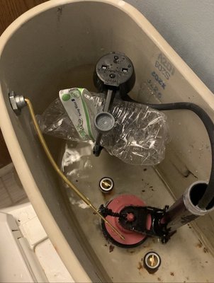 Lockhart’s Plumbing and Remodeling Logo