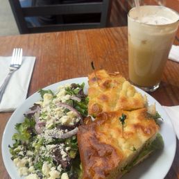 Chicken Pesto Sandwich + Banana Cream Latte Chicken Pesto Sandwich + Banana Cream Latte