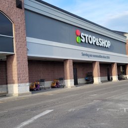 Exterior photo of Stop & Shop - Hicksville, New York Exterior photo of Stop & Shop - Hicksville, New York