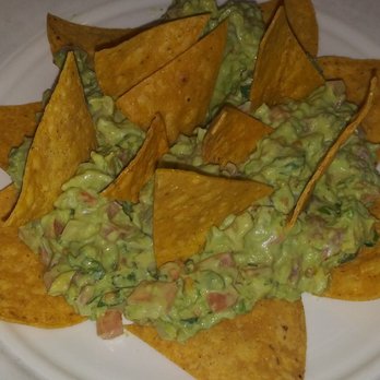 El Perón - Guac and chips - Mexican Near Me - Norwalk, Connecticut