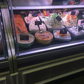 Bagel Pub - All sorts of cream cheeses - Cafes Near Me - Brooklyn, New York