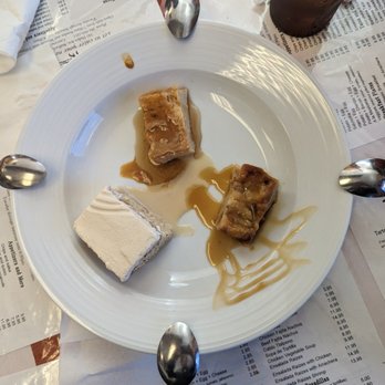 Raizes Mexican Kitchen - Flan, pudding, cake - Mexican Near Me - Stafford, Texas