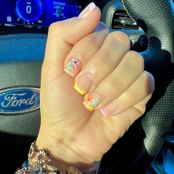 Darling Nails - Spring nails by Kim - Nail Technicians Near Me - Salinas, California Darling Nails - Spring nails by Kim - Nail Technicians Near Me - Salinas, California