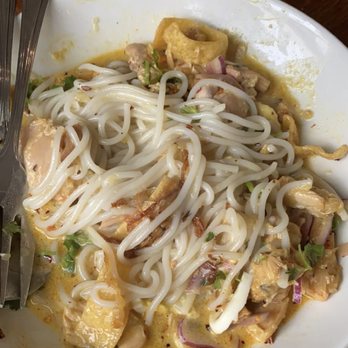 My Burma - Nan Gyi Thok (yellow curry noodles) - Burmese Near Me - Davis, California My Burma - Nan Gyi Thok (yellow curry noodles) - Burmese Near Me - Davis, California