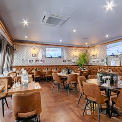 Train Pub
