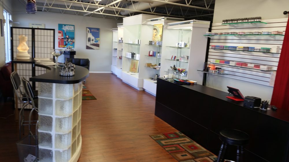 TOP SHELF VAPORS Updated October 2024 17 Photos 5849 SW 21st St