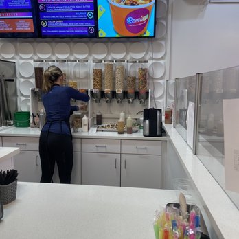 Remixx Ice Cream + Cereal Bar - Ice Cream & Frozen Yogurt Near Me - Cleveland, Ohio Remixx Ice Cream + Cereal Bar - Ice Cream & Frozen Yogurt Near Me - Cleveland, Ohio